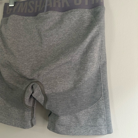 GYMSHARK shorts - Picture 5 of 6